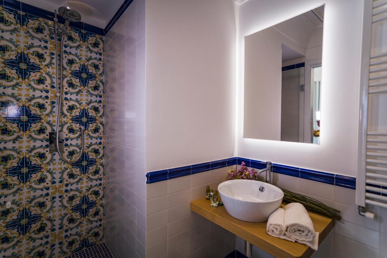 Agriresort Villa Edera マッサ・ルブレンセ エクステリア 写真
