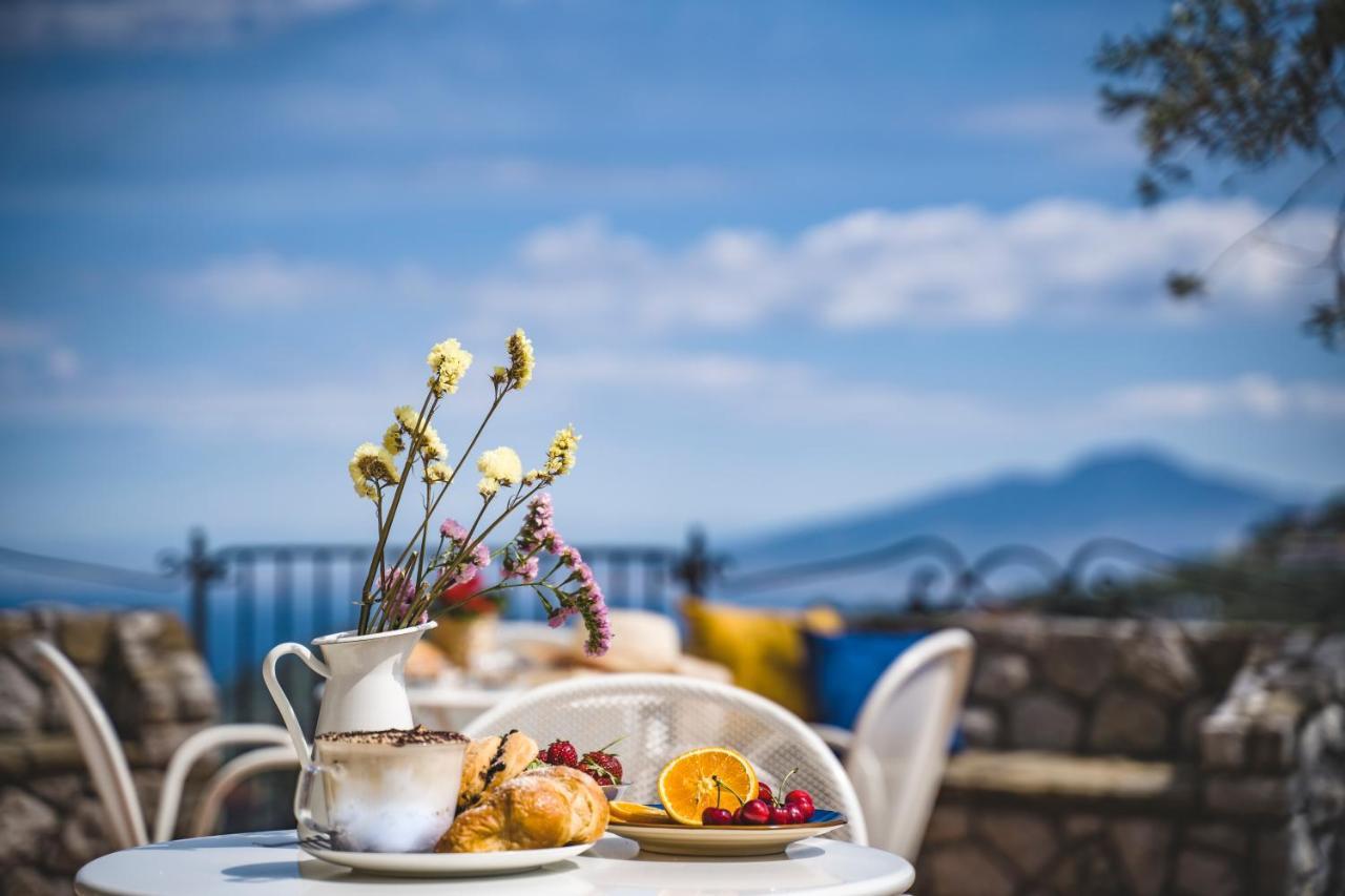 Agriresort Villa Edera マッサ・ルブレンセ エクステリア 写真